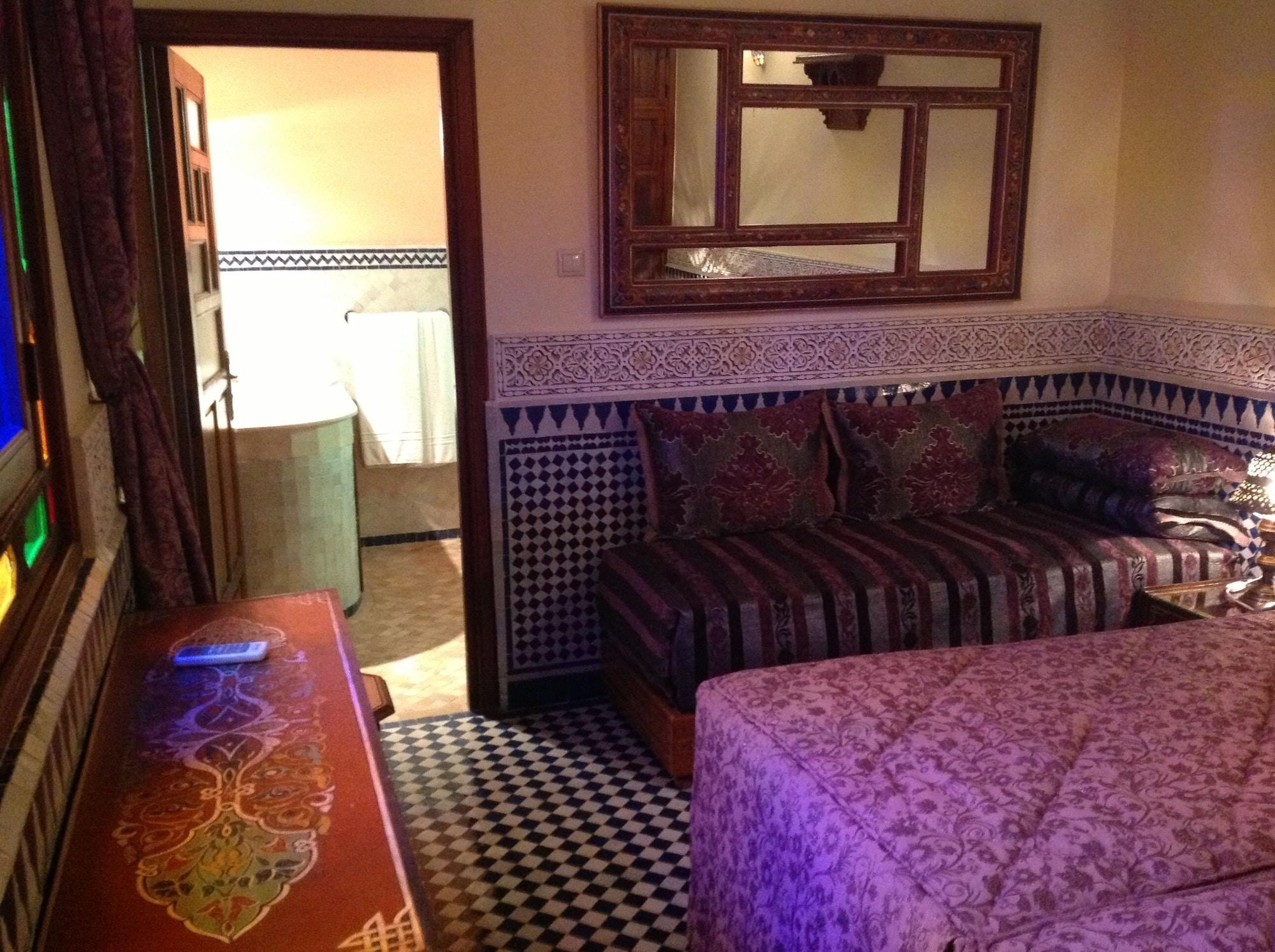 Riad La Perle De La Medina Fez Bagian luar foto