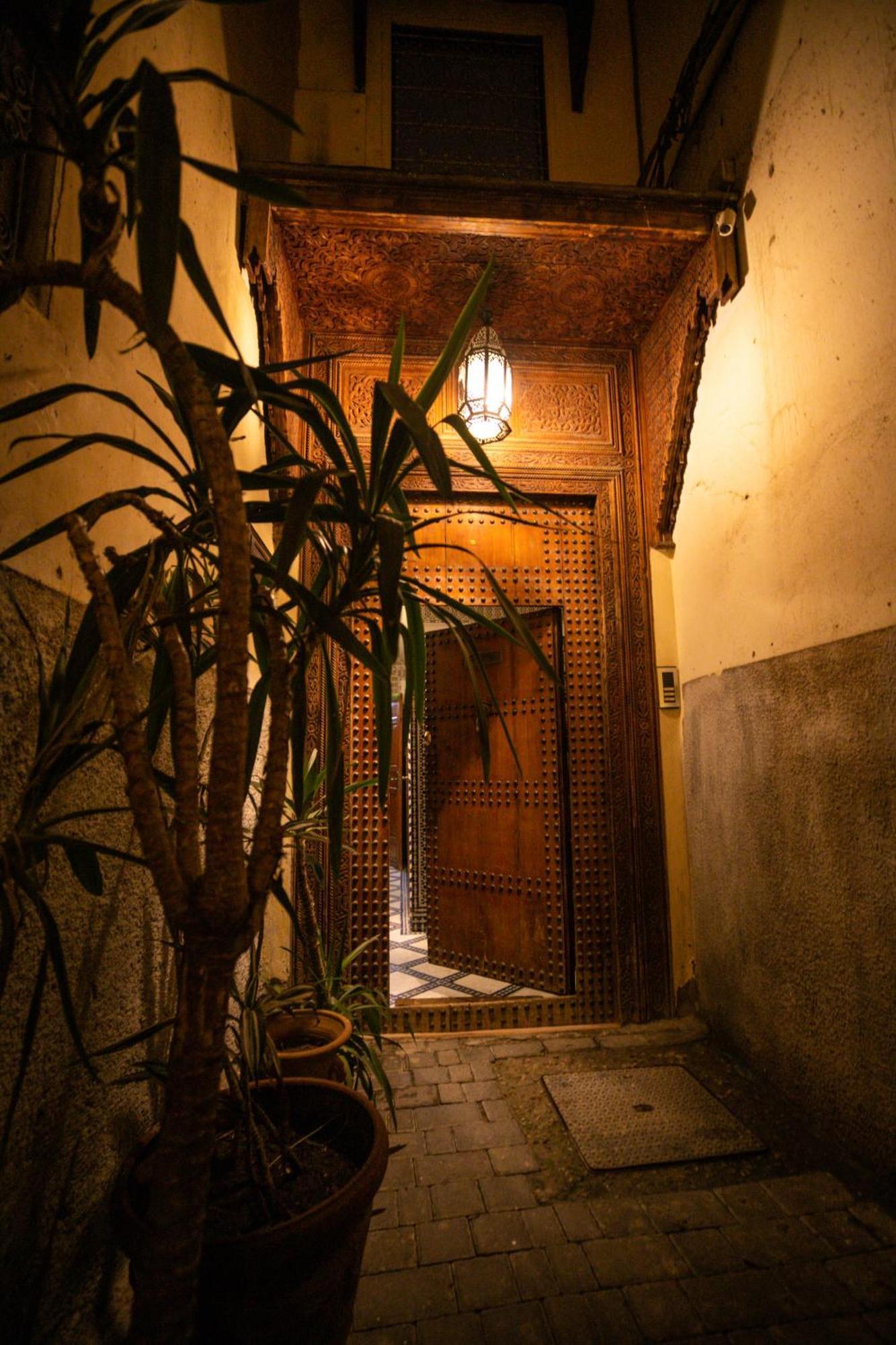 Riad La Perle De La Medina Fez Bagian luar foto